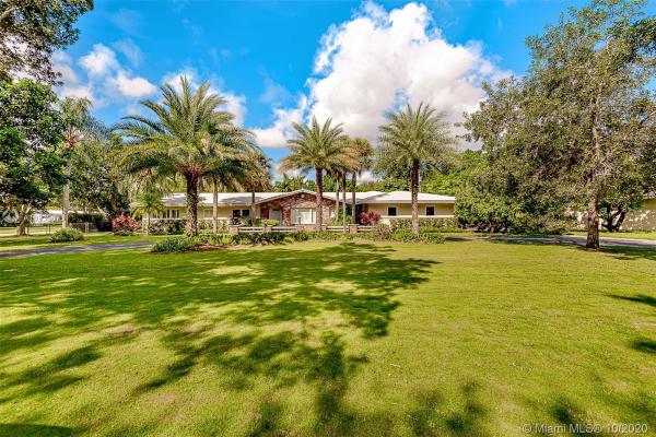 Elrae, 12790 SW 64th Ct, Pinecrest, Florida 33156, image 2