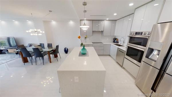 Ocean Reserve, 19370 Collins Ave #1018, Sunny Isles Beach, Florida 33160, image 2