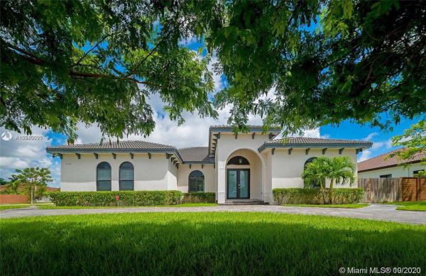 13101 SW 209th St, Unincorporated Dade County, Florida 33177, image 2