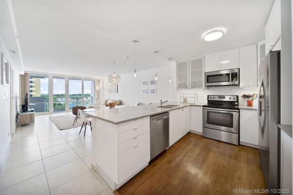 The Pavilion, 5601 Collins Ave #717, Miami Beach, Florida 33140, image 2