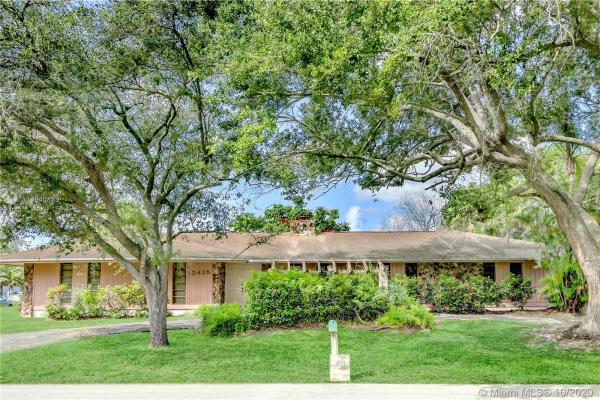Pinewood Forest, 10425 SW 134th St, Kendall, Florida 33176, image 2