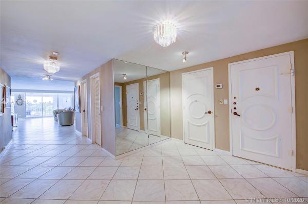 Montego Club, 10180 W Bay Harbor Dr #5A, Bay Harbor Islands, Florida 33154, image 2