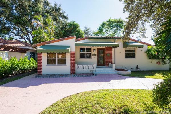 Welbon, 831 Monterey St, Coral Gables, Florida 33134, image 2