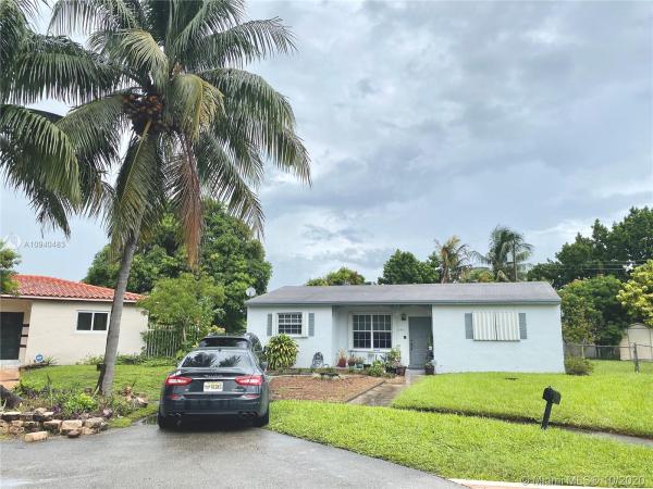 Panuleta Gardens, 16981 NE 8th Ct, North Miami Beach, Florida 33162, image 2