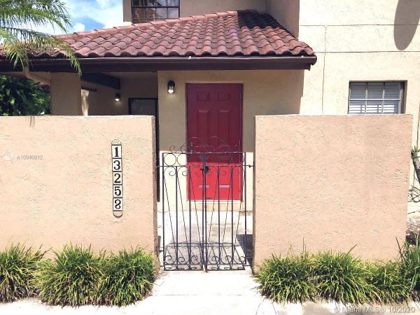 Courtyards In The Crossings, 13258 SW 112th #13258, The Crossings, Florida 33186, image 2