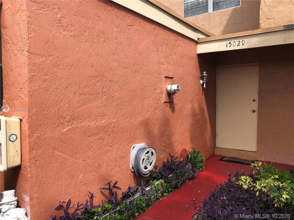 Corners Of Kendall Lakes, 15029 SW 80th Ter #802, Kendall West, Florida 33193, image 2
