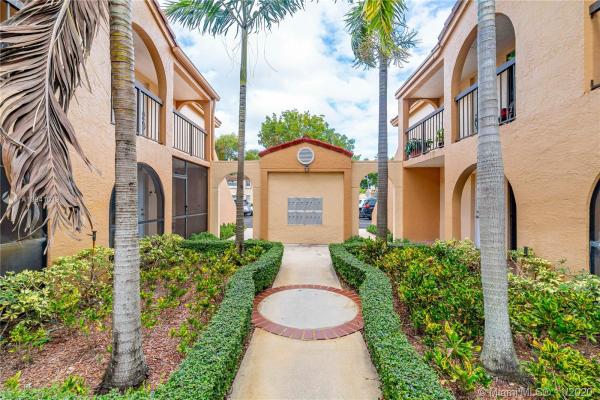 Moors Pointe, 18286 Mediterranean Blvd #3-2, Hialeah, Florida 33015, image 2