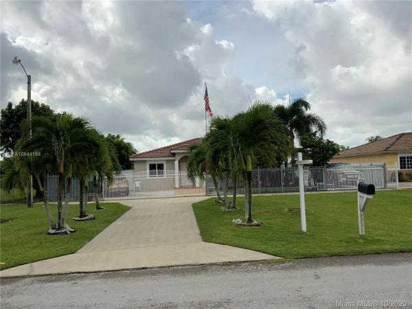 Naroca Estates, 12710 SW 264th St, Three Lakes, Florida 33032, image 2