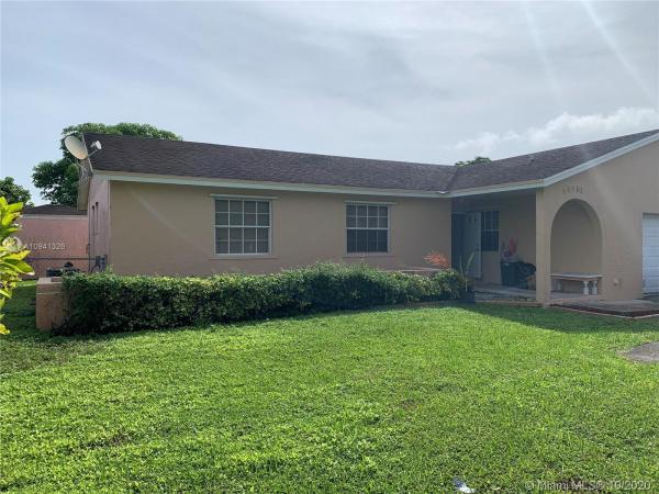 Meadow Wood Manor, 25951 SW 134th Ave, Princeton, Florida 33032, image 2