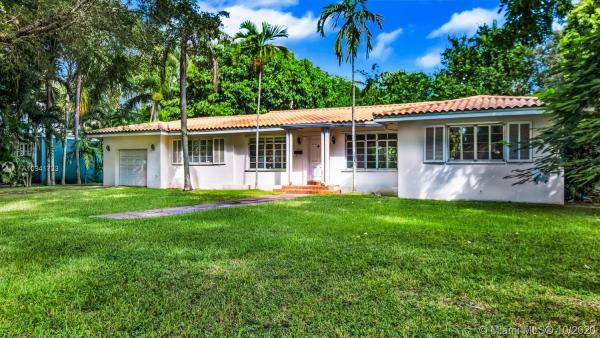 Coral Gables Country Club, 3247 Riviera Dr, Coral Gables, Florida 33134, image 2
