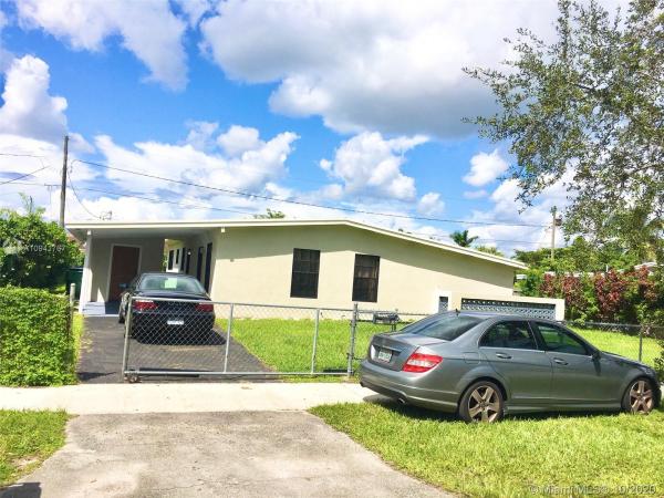 Cutler Ridge, 9991 Bahama Dr, Cutler Bay, Florida 33189, image 2