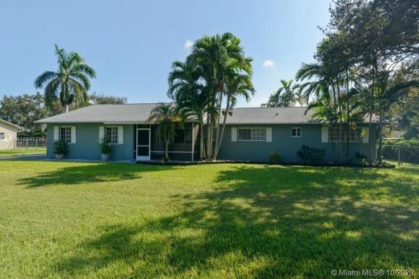 Heritage Trails, 27321 SW 164th Ct, Redland, Florida 33031, image 2