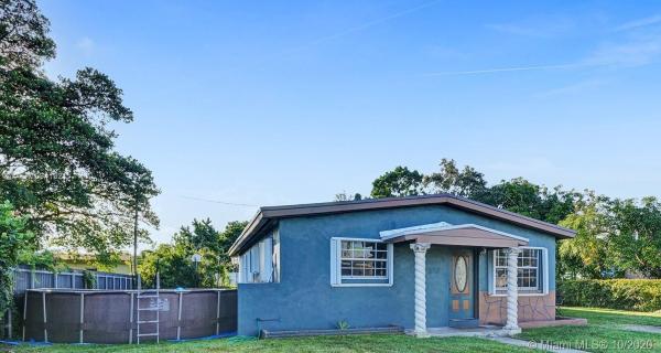 Murray Homes, 20530 NE 15th Ct, Ives Estates, Florida 33179, image 2
