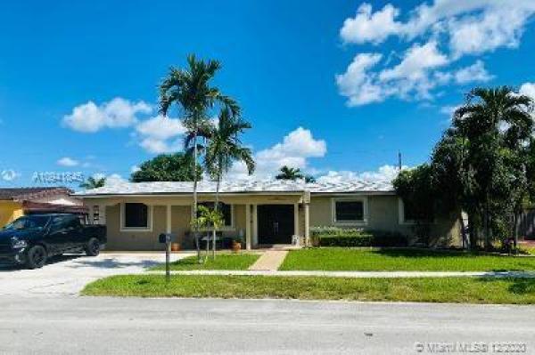 Palm Springs North Residential, 17651 NW 82nd Ct, Palm Springs North, Florida 33015, image 2