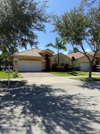 Villas Del Campo, 10826 SW 244th Ter, Princeton, Florida 33032, image 2