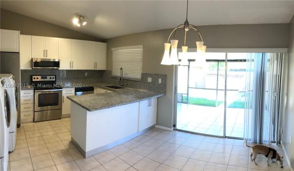 Walden Pond, 14717 SW 84th Ln #14717, Kendall West, Florida 33193, image 3