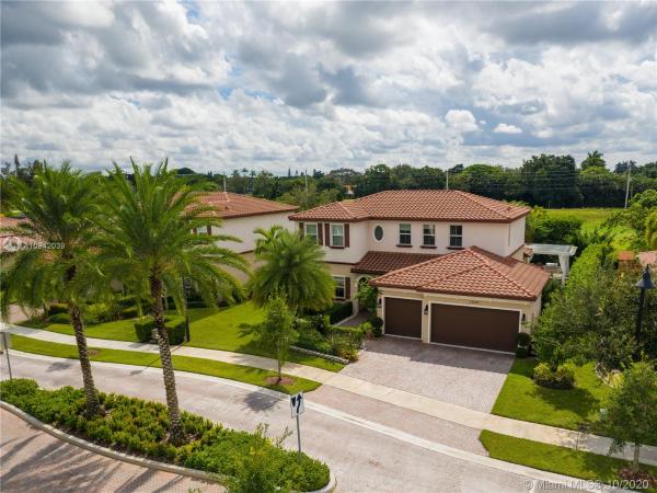 Taralyne, 13120 SW 13th St, Davie, Florida 33325, image 2