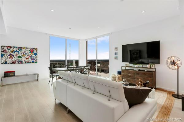 Metropolis At Dadeland, 9066 SW 73rd Ct #PH2604, Kendall, Florida 33156, image 2