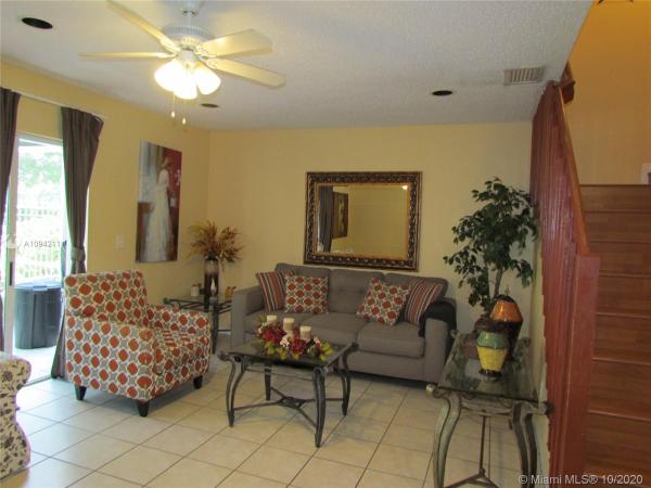 Malibu Bay, 20831 NW 2nd St, Pembroke Pines, Florida 33029, image 2