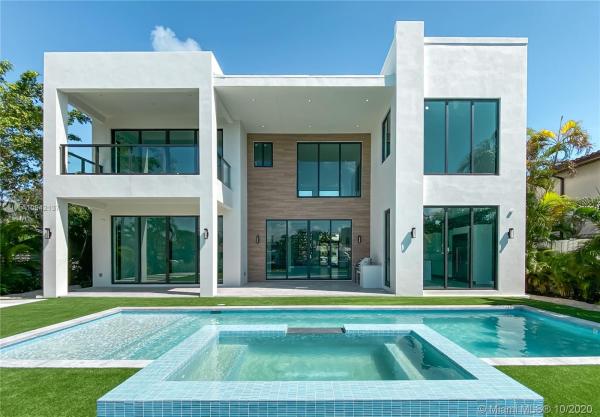 Sans Souci Estates, North Miami, Florida 33181, image 2