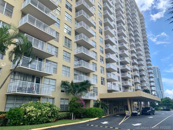 Winston Towers 400, 231 174th St #2006, Sunny Isles Beach, Florida 33160, image 2