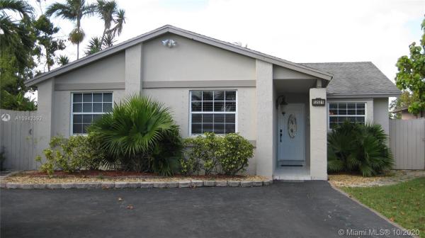 Sabal Pointe, 12521 SW 251st Ter, Princeton, Florida 33032, image 2