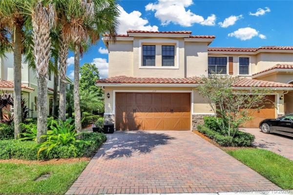 Riverwalk At Lago Mar, 117 Riverwalk Cir W, Plantation, Florida 33325, image 2