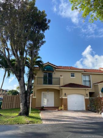 15840 SW 68th Ter, Kendale Lakes, Florida 33193, image 2