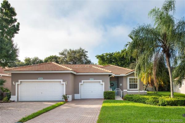 Regency Homes At Fairway Isles, 8090 S Aragon Blvd #3, Sunrise, Florida 33322, image 2