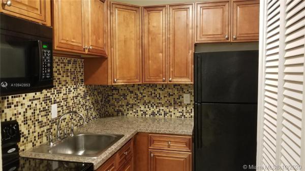 Sunrise Golf Village, 5962 NW 19th St, Sunrise, Florida 33313, image 2