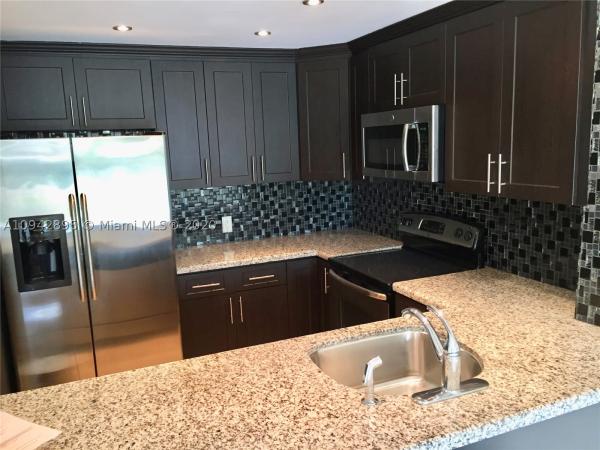 Parkview House, 1000 Michigan Ave #305, Miami Beach, Florida 33139, image 3