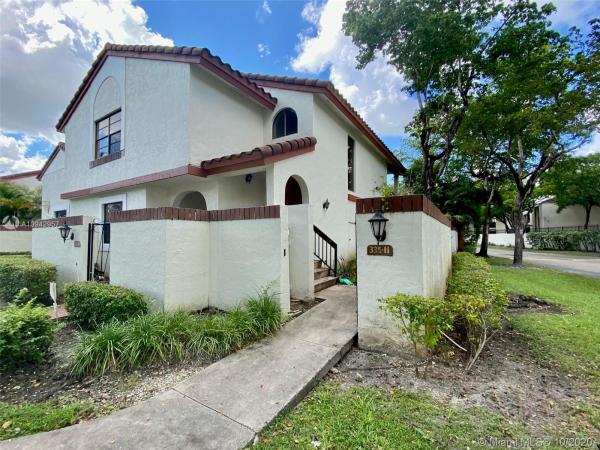 Mediterranea, 335 Ives Dairy Rd #A33511, Ives Estates, Florida 33179, image 2