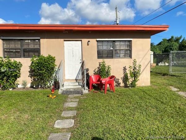 North Silver Crest, 1092 NW 100th Ter, Pinewood, Florida 33150, image 2