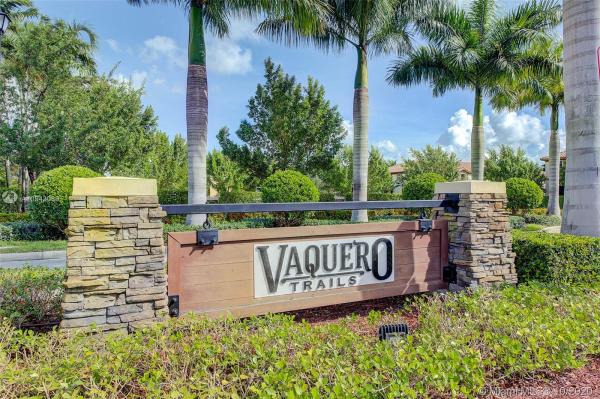 Vaquero Trails, 12165 Vaquero Trails Dr, Davie, Florida 33325, image 2