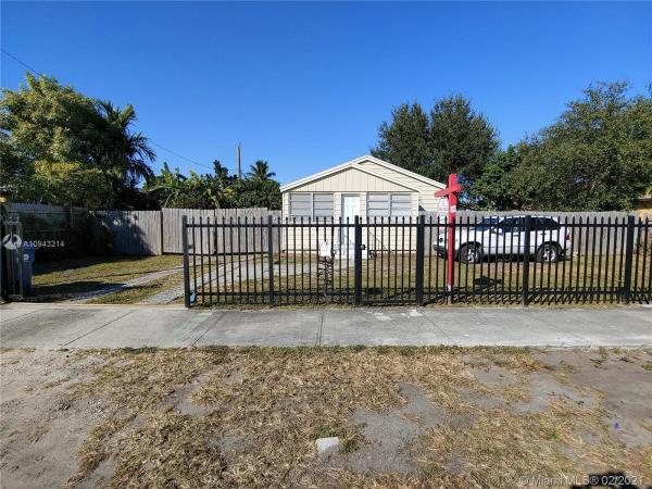 North Silver Crest, 1019 NW 100th Ter, Pinewood, Florida 33150, image 2