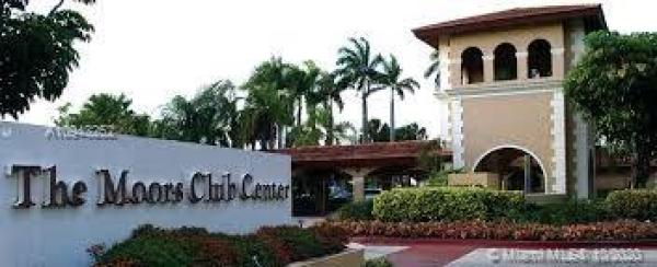Villa Homes At The Moors, 6227 NW 171st St, Country Club, Florida 33015, image 2