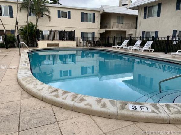 Monterey Gardens Of Pinecrest, 8615 SW 68 Ct #2, Pinecrest, Florida 33156, image 2