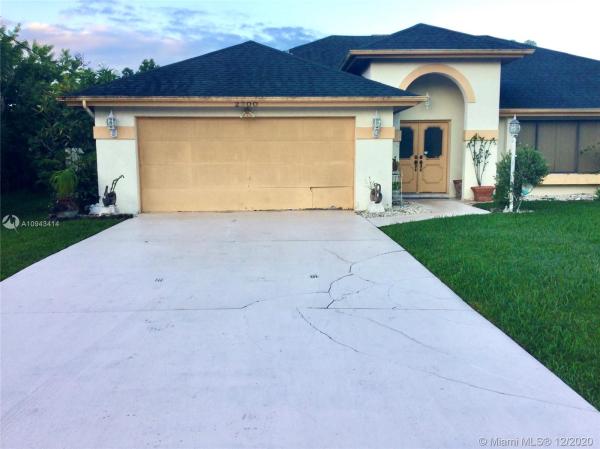 2300 SW Monterrey Ln, Florida 34953, image 2