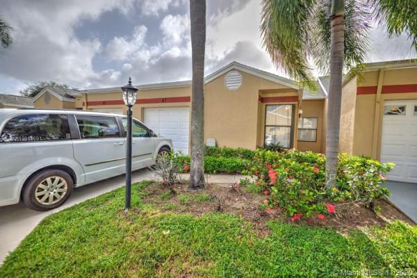 Villas On The Green, 4541 Challenger Way #67, West Palm Beach, Florida 33417, image 2