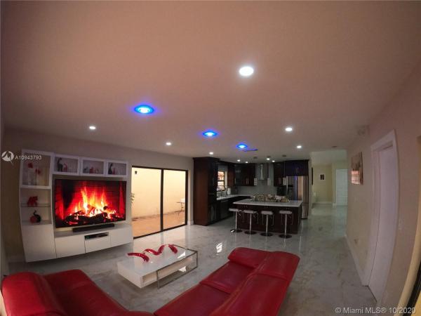 Vista, 12771 NW 9th St, Tamiami, Florida 33182, image 2