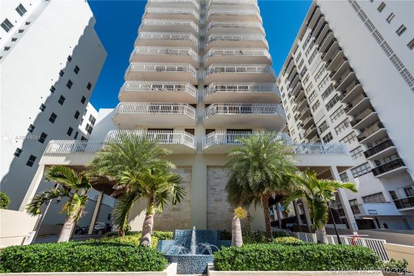 Le Trianon, 6061 Collins Ave #17D, Miami Beach, Florida 33140, image 2