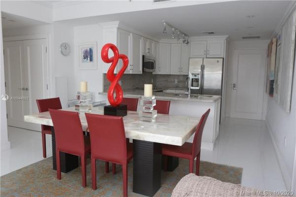 The Ivy At Riverfront, 90 SW 3rd St #3701, Miami, Florida 33130, image 2