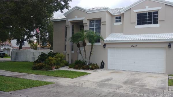 Weitzer At The Hammocks, 15447 SW 99th Ln, The Hammocks, Florida 33196, image 2