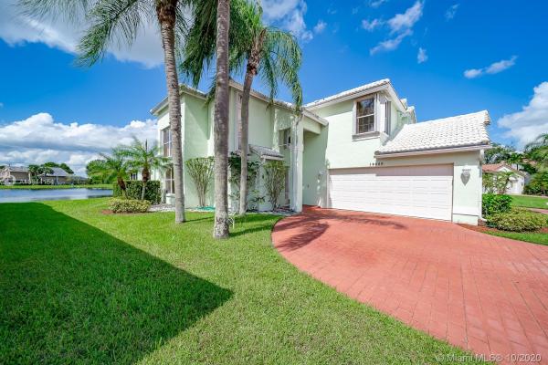 Port Cayman, 10680 Plainview Cir, Boca Raton, Florida 33498, image 2