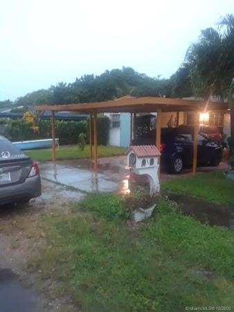 Pinewood Park, 980 NW 114th St, Pinewood, Florida 33168, image 2