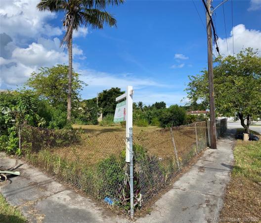 Washburns, 2215 NW 18th St, Miami, Florida 33125, image 2
