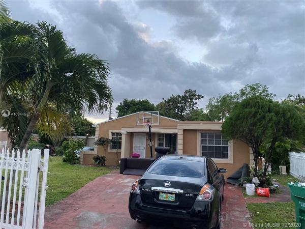 Biscayne Gardens, 762 NW 146th St, Golden Glades, Florida 33168, image 2