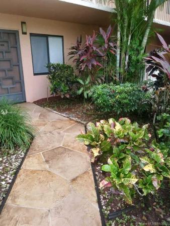 Huntington Lakes 5, 7290 Ashford Pl #103, Delray Beach, Florida 33446, image 2