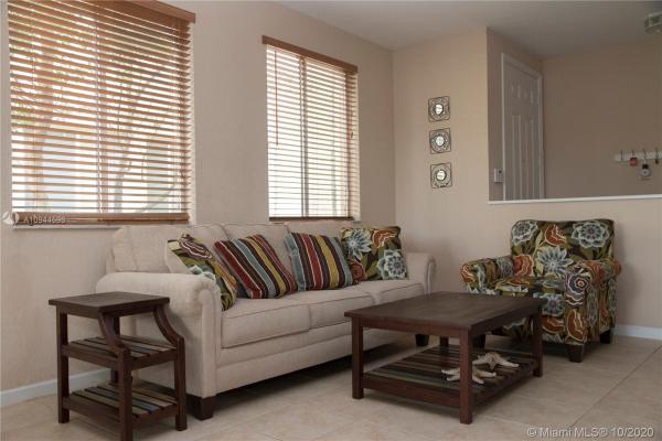 Sierra Bay, 3232 Mirella Dr, Riviera Beach, Florida 33404, image 2