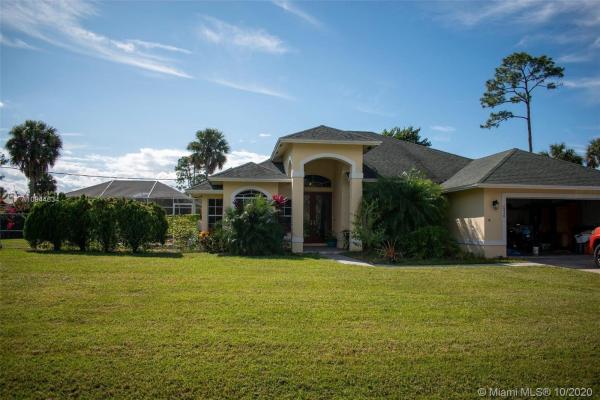 1926 SW Import Dr, Florida 34953, image 2